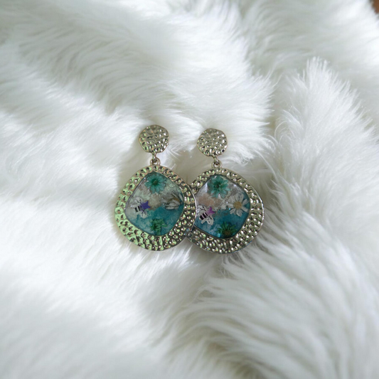 LIMITED EDITION- BEE SWEET HAMMERED HORIZON DANGLE STUDS