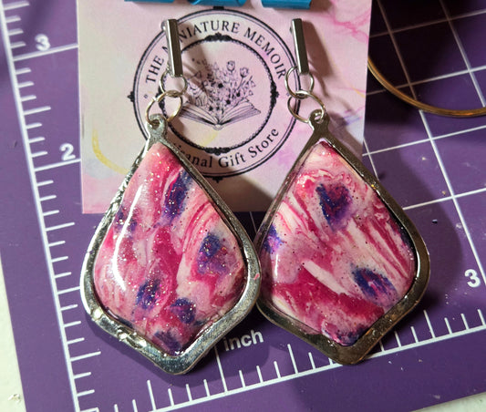Snowberry Swirl Drop Earrings