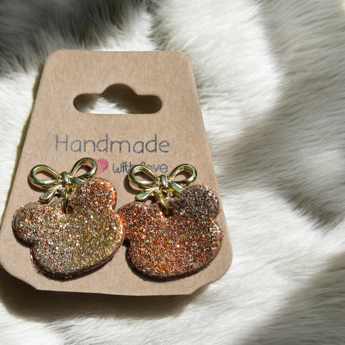 GOLDEN HOUR BEAR BOW STUDS